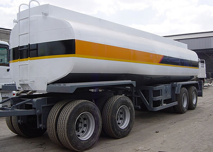 25000L Kohlenstoffstahl-Zugstangen-Tanker-Anhänger mit 4 Achsen für Kraftstoff oder Dieselflüssigkeit, Kohlenstoffstahl-Tanker-Anhänger tanken