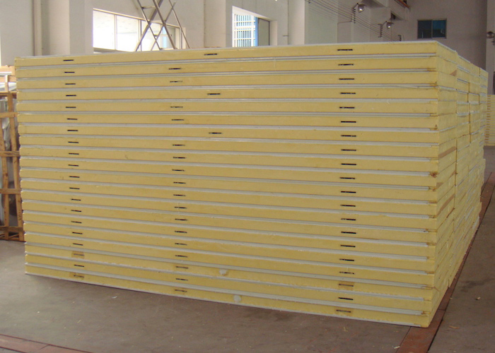 Kommerzielle modulare Montage-Kühlraum-galvanisierte Stahlplatte mit PU-Verbundsandwichplatte, Kühlraum